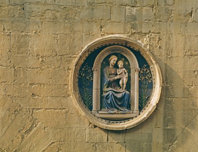 Stemma of the guild of physicians and apothecaries by Luca Della Robbia
